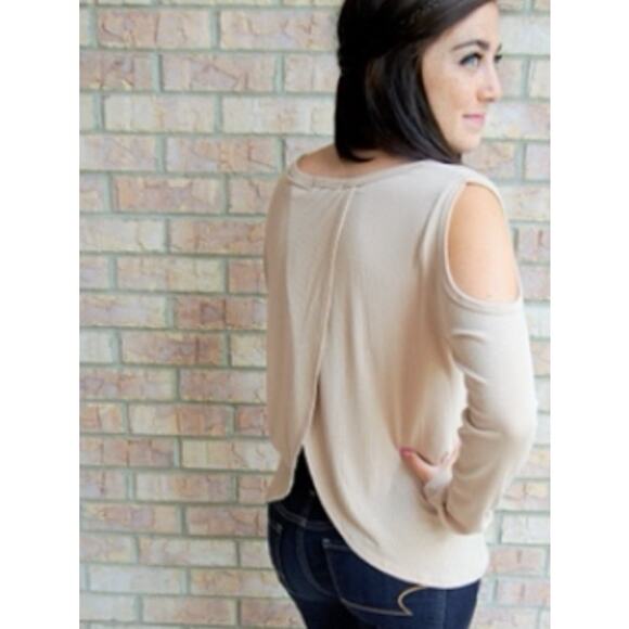 New Cherish Medium M Taupe Peach Open Back Cold Shoulder Long Sleeve Tee Tshirt - Picture 10 of 10